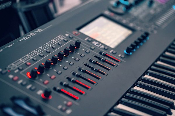 Quels sont les avantages des claviers mécaniques pour les programmeurs?