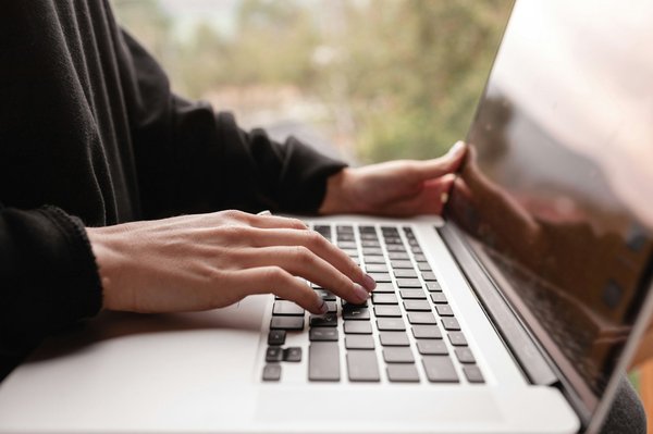 Quelles sont les meilleures pratiques pour le marketing par e-mail dans l'industrie de la mode ?