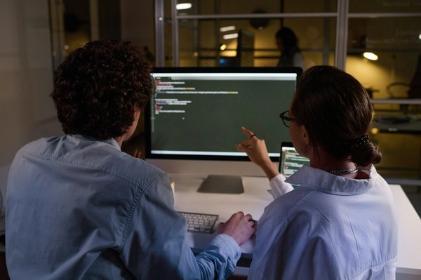 Dépannage informatique saint tropez : résolution rapide de vos problèmes